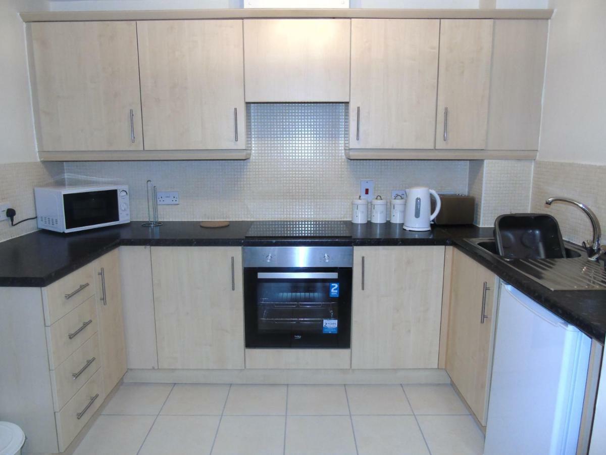 Liverpool 2 Bedroom Apartment Buitenkant foto
